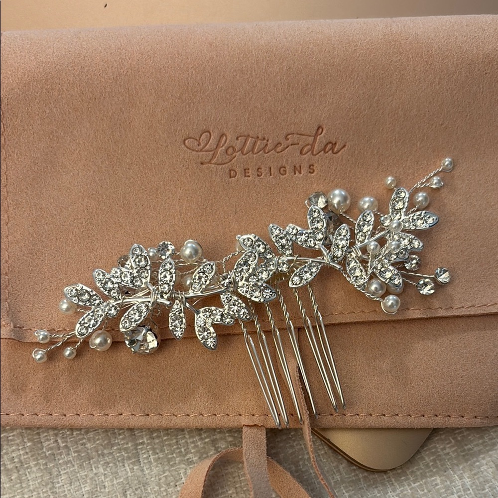 Silver Hair Comb